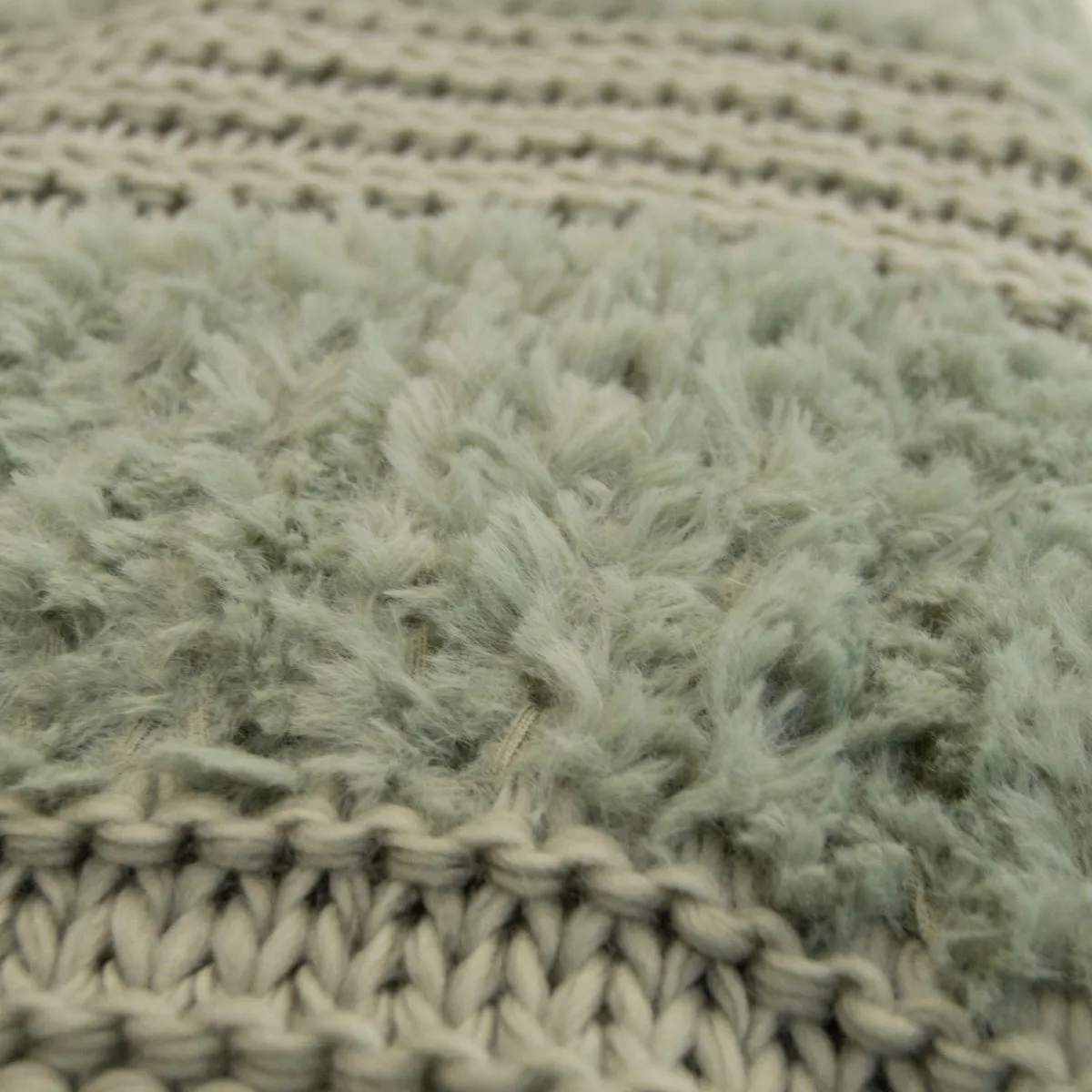 Plush Knit Throw - Sage