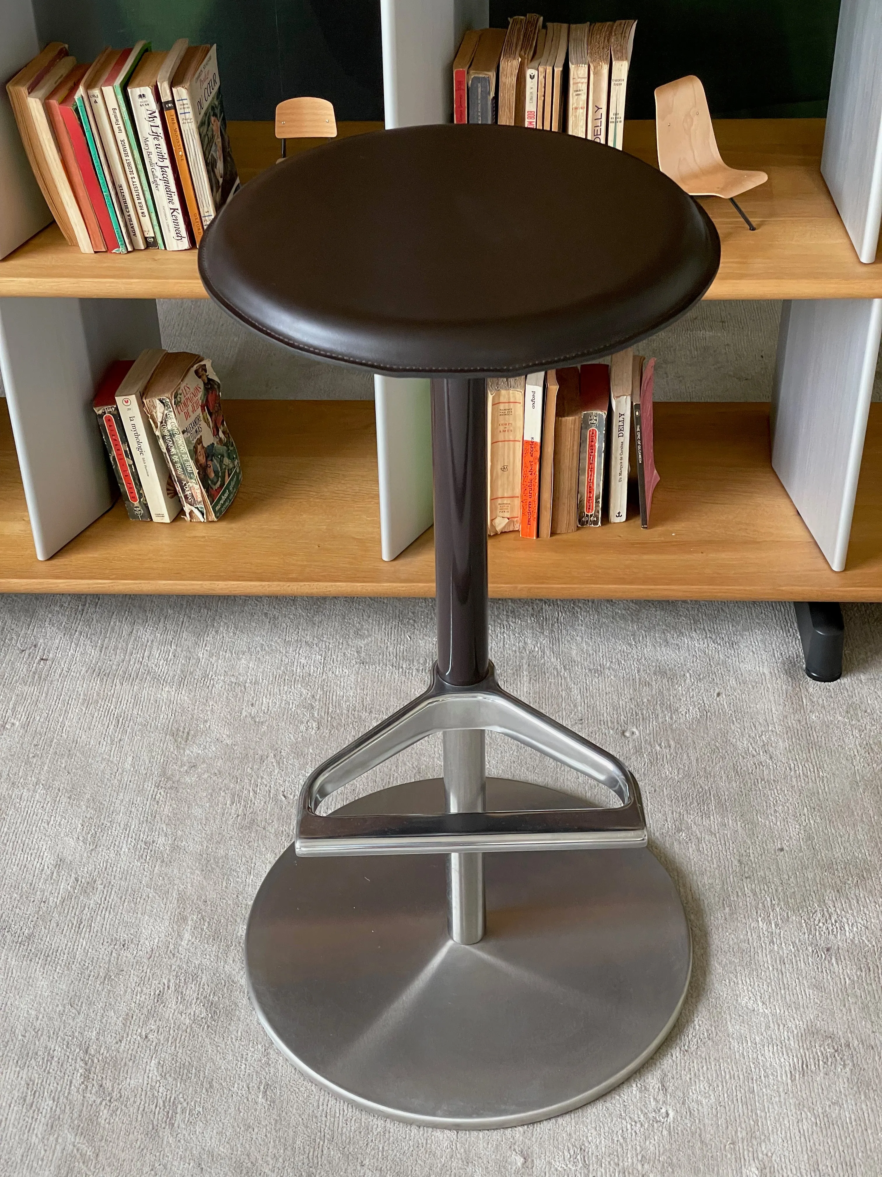 Zeb Stool Leather